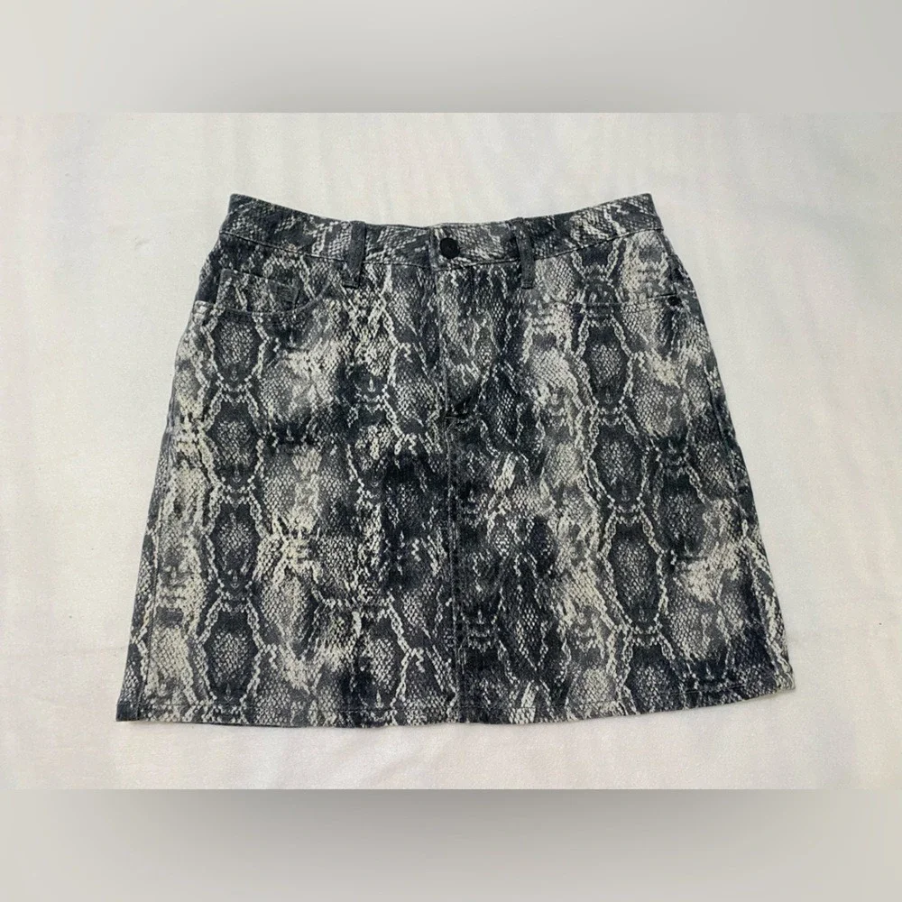 Zara Mini Skirt Women Size S Grey Snakeskin Print Denim Excellent Edgy Z1975